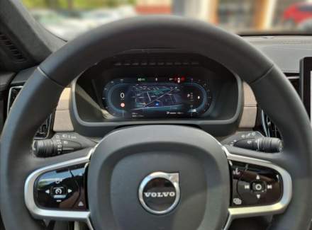 Volvo - XC90