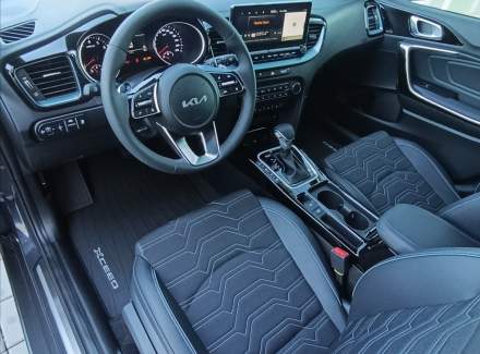 Kia - XCeed