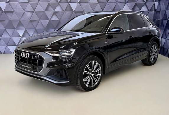 Audi - Q8