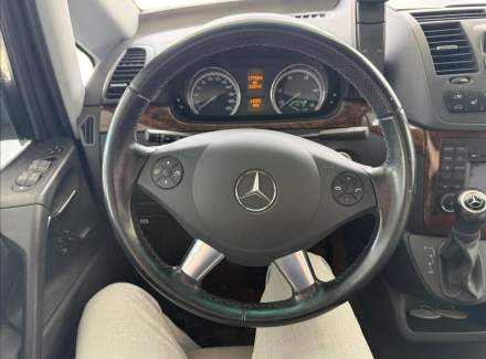 Mercedes-Benz - Viano
