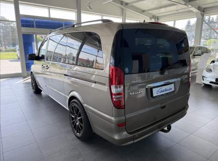 Mercedes-Benz - Viano