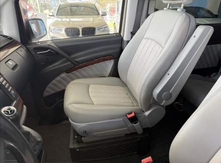Mercedes-Benz - Viano
