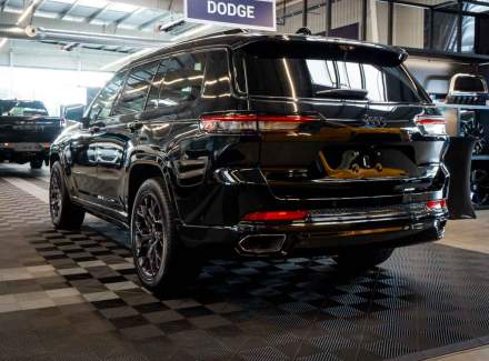 Jeep - Grand Cherokee