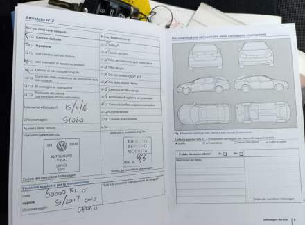 Volkswagen - Golf