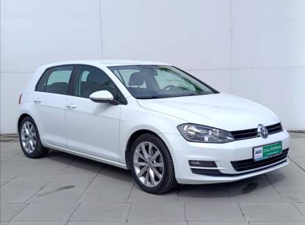 Volkswagen - Golf