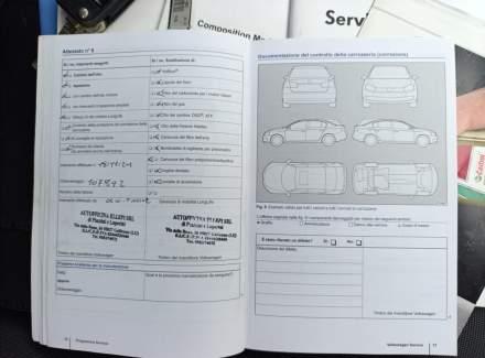 Volkswagen - Golf