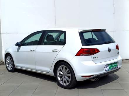 Volkswagen - Golf