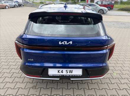 Kia - K4