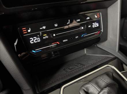Volkswagen - Passat