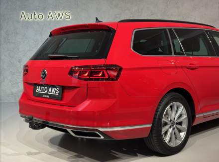 Volkswagen - Passat