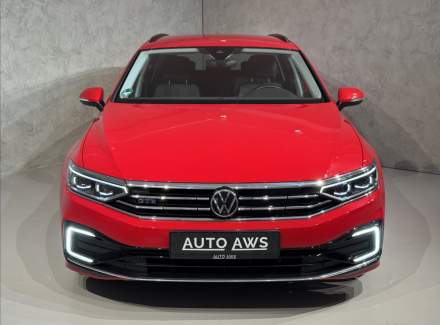 Volkswagen - Passat