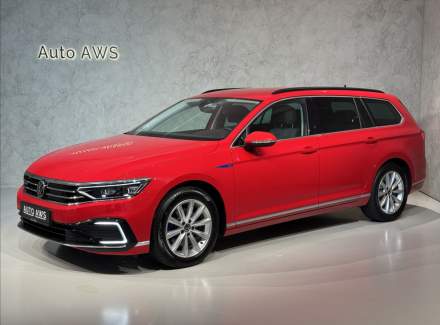 Volkswagen - Passat