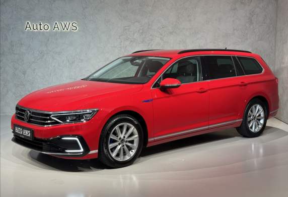 Volkswagen - Passat