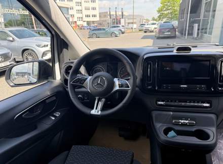 Mercedes-Benz - Vito
