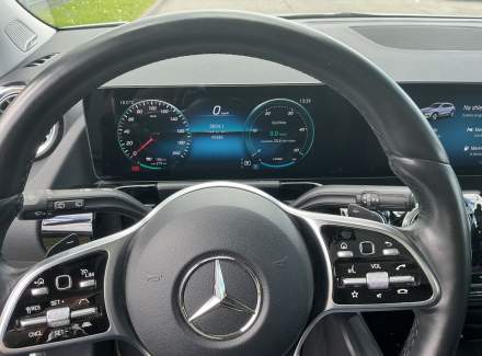 Mercedes-Benz - EQA