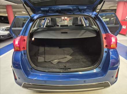 Toyota - Auris