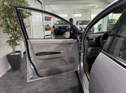 Mitsubishi - Grandis