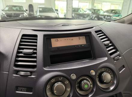 Mitsubishi - Grandis