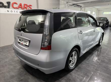Mitsubishi - Grandis