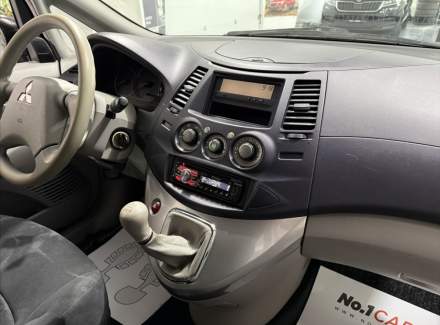 Mitsubishi - Grandis