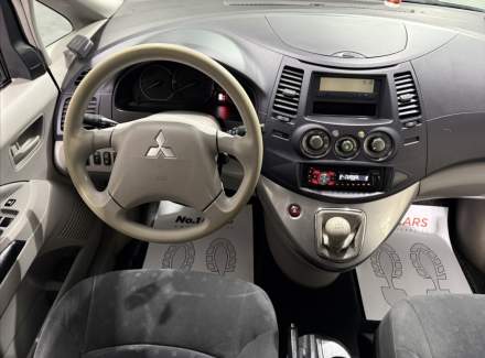 Mitsubishi - Grandis