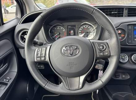 Toyota - Yaris