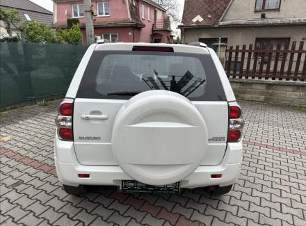 Suzuki - Grand Vitara