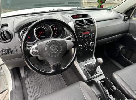 Suzuki - Grand Vitara