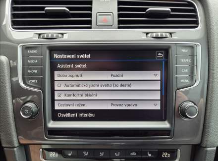 Volkswagen - Golf