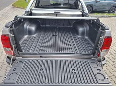 Toyota - Hilux