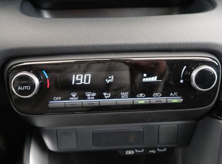 Toyota - Yaris
