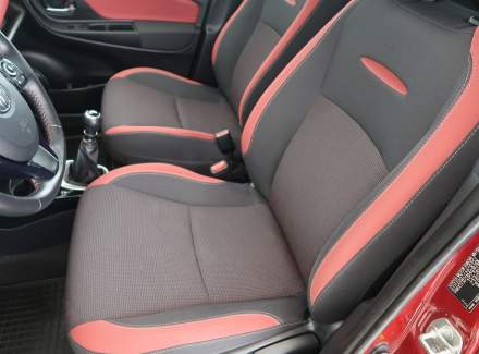 Toyota - Yaris