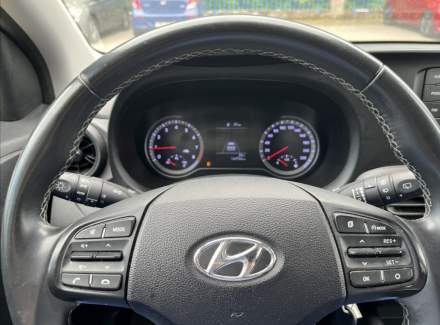Hyundai - i10
