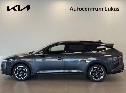 Kia - Avella