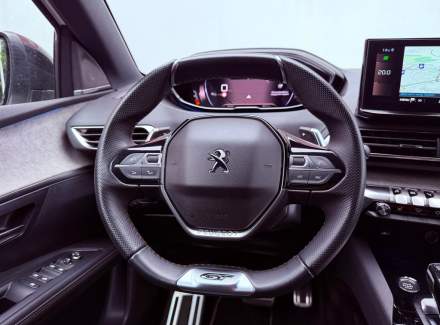 Peugeot - 5008