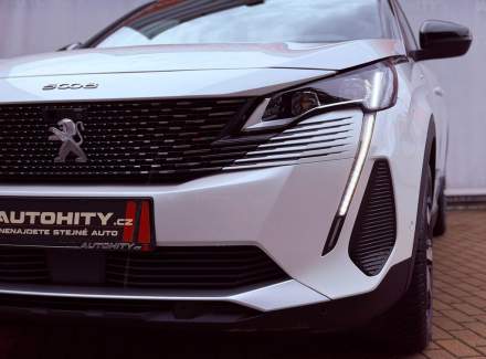 Peugeot - 5008