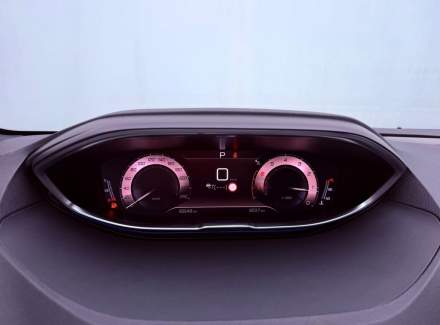 Peugeot - 5008