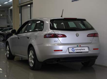 Alfa Romeo - 159