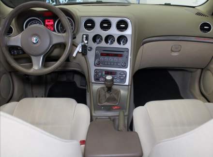 Alfa Romeo - 159