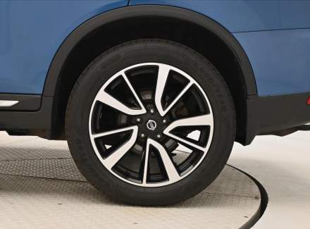 Nissan - X-Trail