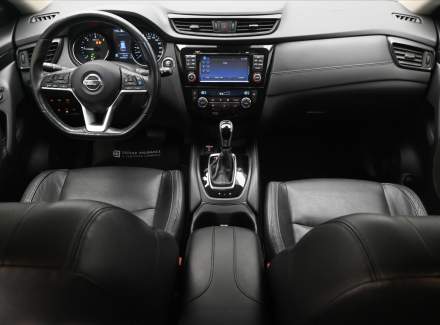 Nissan - X-Trail