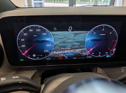 Mercedes-Benz - V-class