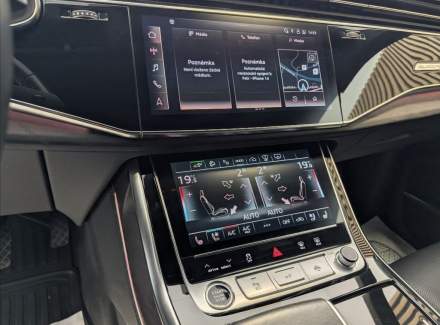 Audi - Q8