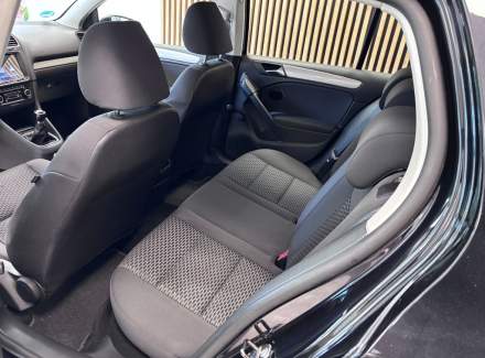 Volkswagen - Golf