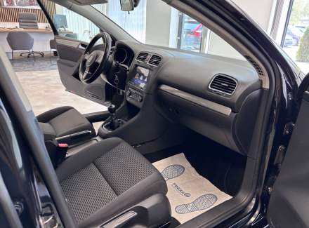 Volkswagen - Golf