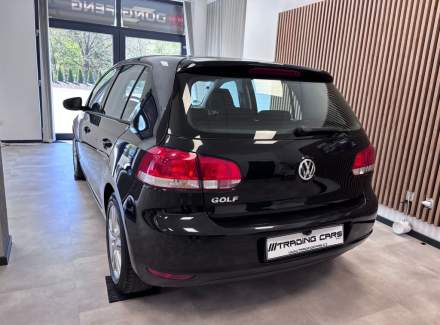 Volkswagen - Golf