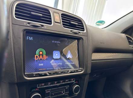 Volkswagen - Golf