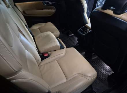 Volvo - XC90