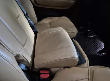 Volvo - XC90