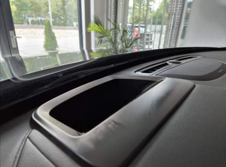 Volvo - XC90